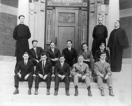 Loyola Academy, 1911-1912