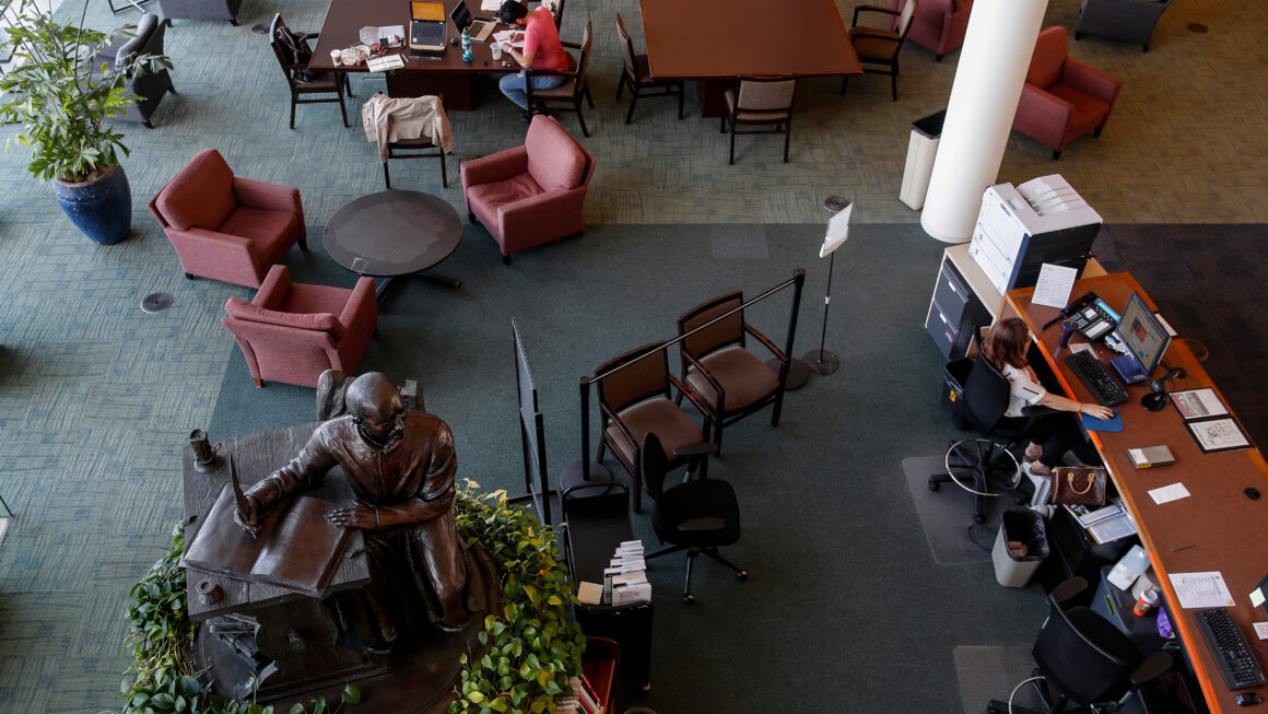 NEW: Reserve Your Study Space in the Information Commons!